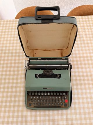 Olivetti Lettera 32 Máquina de Escribir