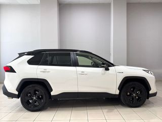 Toyota RAV4 2021