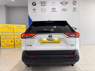 Toyota RAV4 2021