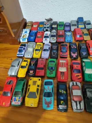 Lotto di 65 unità di passeggini giocattolo vari