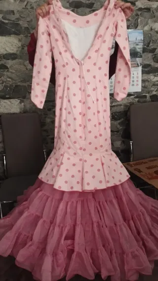 Traje de flamenca rosa lunares