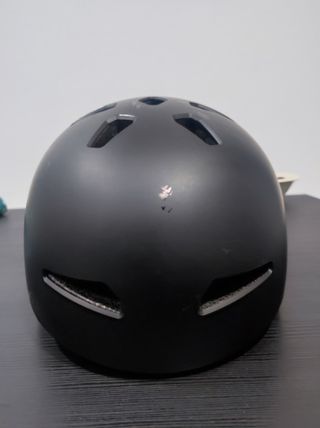 Casco y Protecciones Negro Mate Nuevos