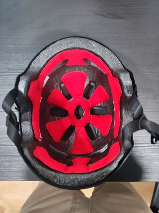 Casco y Protecciones Negro Mate Nuevos