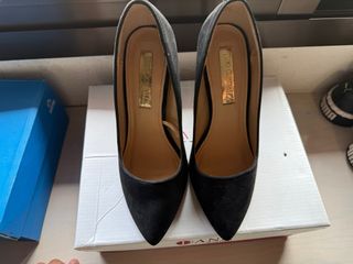 Tacones de mujer