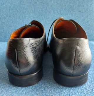 Zapatos Yanko con cordones. Talla: 44