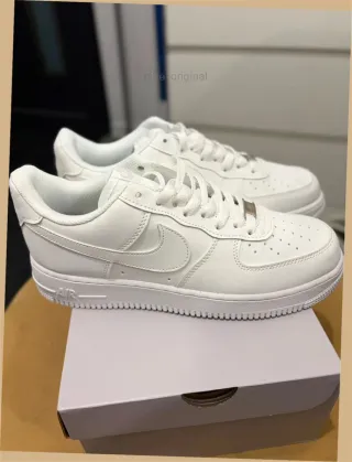 Nike Air Force 1 Talla 36.5 Blancas Originales