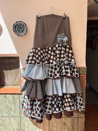 Se alquilan Trajes de Flamenca