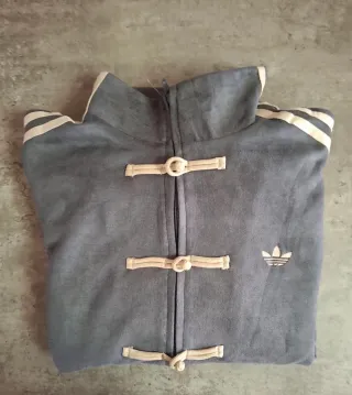 Chaqueta Adidas Gris