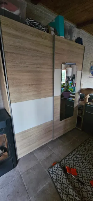 Armadio Conforama SKIVE con porte scorrevoli