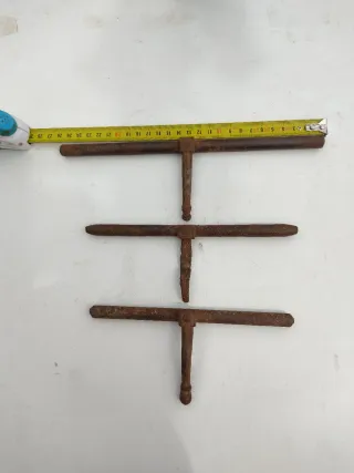 Cerrojos de Hierro Antiguos