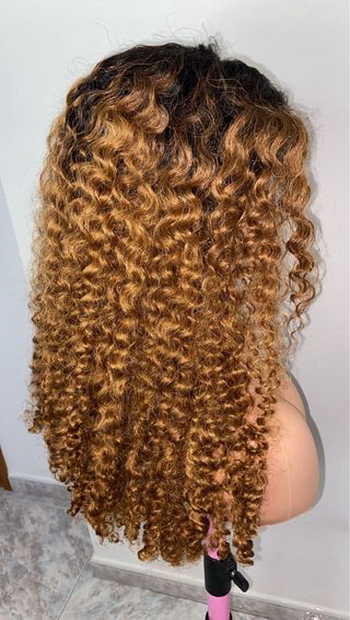 Parrucca riccia biondo miele