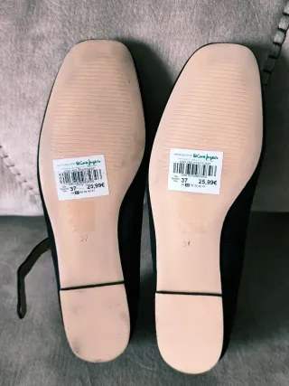 MUDANZA. Manoletinas negras GREEN COAST Talla 37