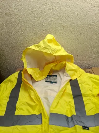 Chubasquero Portwest Alta Visibilidad Talla L