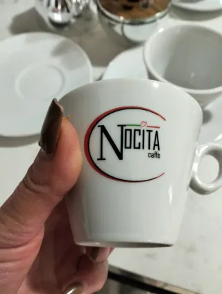 Tazzine da cappuccino e cucchiaini