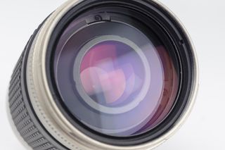 Objetivo Nikon AF Nikkor 70-300mm + Parasol