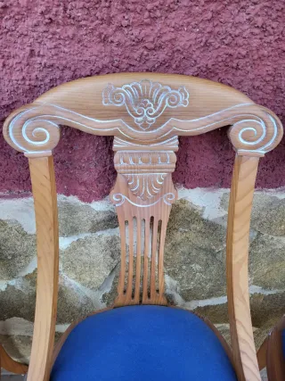 Juego de 4 sillas de comedor de madera
