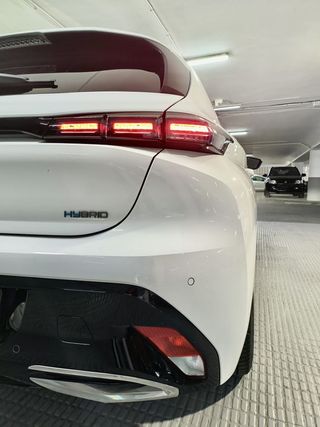 Peugeot 308 308 5P Allure Pack Hybrid 180 eEAT8