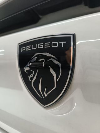 Peugeot 308 308 5P Allure Pack Hybrid 180 eEAT8