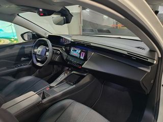 Peugeot 308 308 5P Allure Pack Hybrid 180 eEAT8