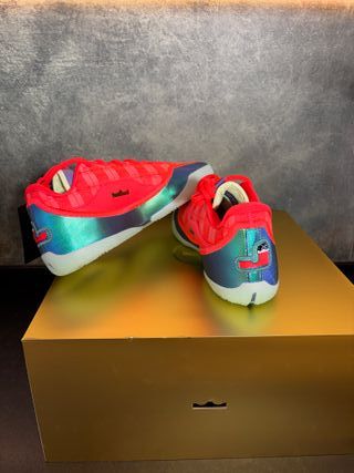 Zapatillas Nike LeBron 23 Stocking Stuffer