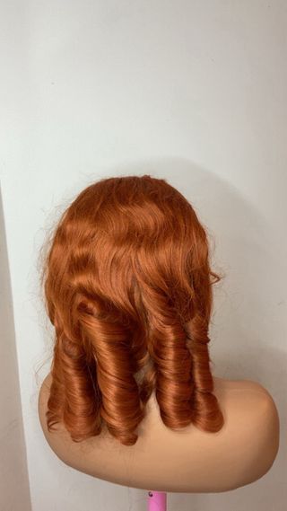 Parrucca riccia color rame
