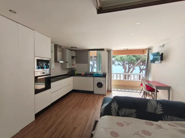 Se alquila apartamento