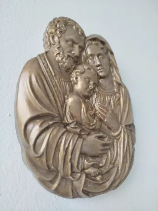 Sagrada Familia relieve