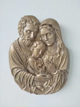Sagrada Familia relieve