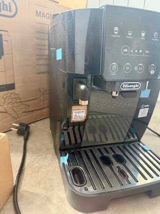 Cafetera DeLonghi Magnifica Start