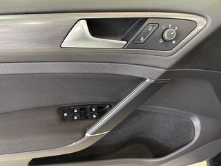 Volkswagen Golf Advance 1.5 TSI EVO 96kW (130CV)