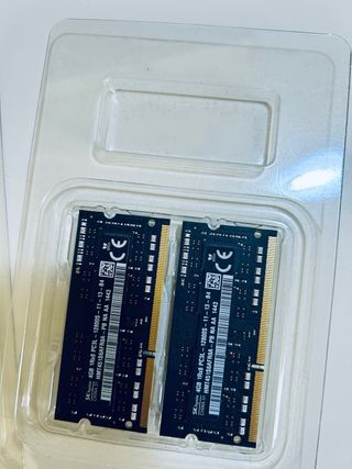 2x Elpida 4GB PC3-12800S DDR3 SODIMM RAM