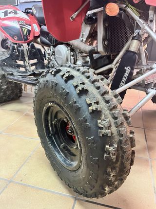 Quad Polaris Predator 2005 Rojo/Negro