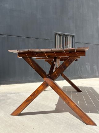 Mesa de madera para exterior