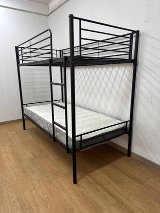 Bilbao Home: Litera Metálica Negra de Estreno