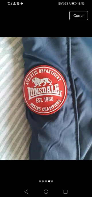 Chaqueta Lonsdale azul y blanca