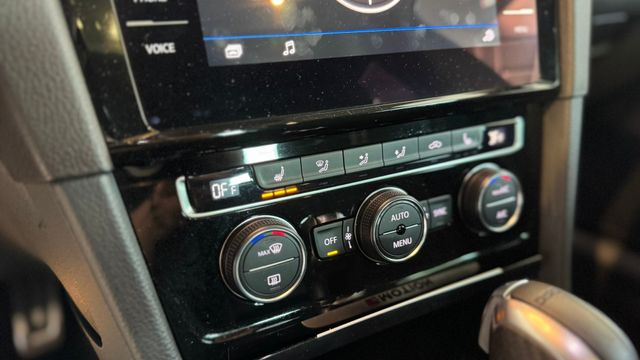 GOLF R7,5 TECHO PRETORIA DYNAUDIO HISTORIALVW
