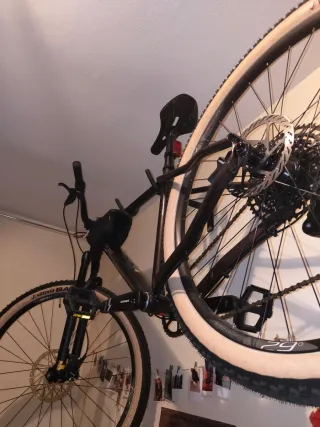Bicicleta de montaña rockrider 720 está nueva.