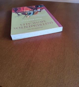 Historia de los instrumentos musicales. M. Remnant