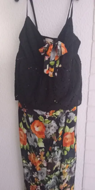 Vestido Sarafan Negro con Estampado Floral