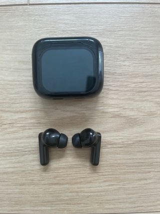 Auriculares inalámbricos negros