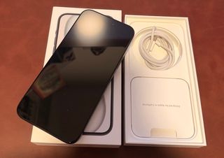iPhone 15 Plus 256GB NEGRO – COMO NUEVO