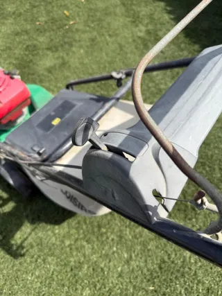 Cortacésped Honda Verde