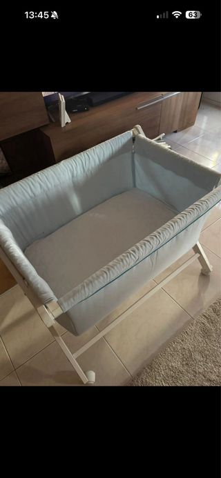 Mini cuna con ruedas