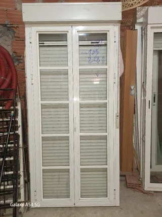 Balconera aluminio 105x230