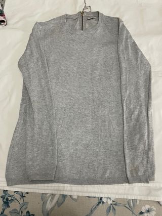Jersey gris cuello redondo con cremallera