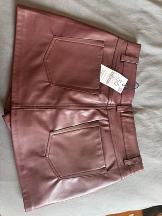 Falda pantalón efecto piel burdeos T.36
