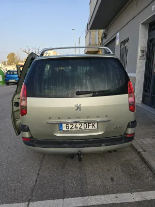 Peugeot 807 2006