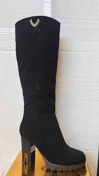 Botas altas negras con pedrería tallas 41,38,36