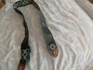 Correa de guitarra tejida ajustable