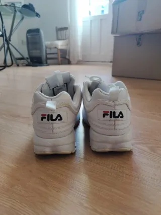 Deportivas Fila Blancas de chica Talla 38